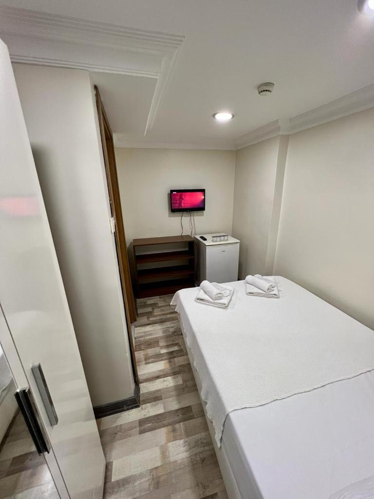 Eyfel Hotel Стамбул Экстерьер фото